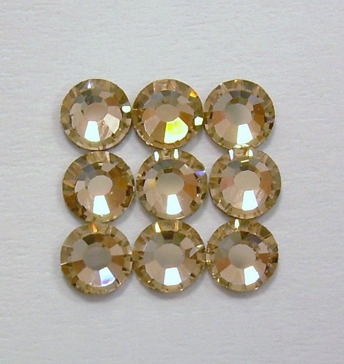 PRECIOSA STRASS HOT FIX SS34 LT.PEAC