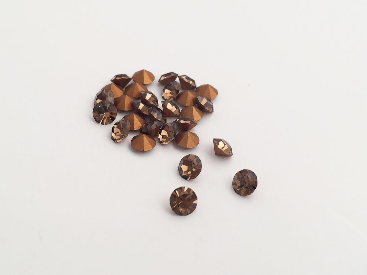 PRECIOSA STRASS CONICO SS28 SM.TOPAZ